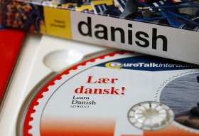 280px Dannyelvoktatas2 Dán nyelvoktatás